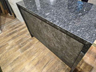Столешница из гранита Стил Грей / Steel Grey