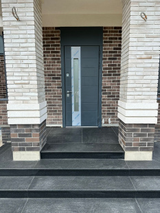 Лестница из гранита Absolute Black