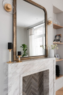 Камин из мрамора Волокас