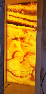 Стеновая панель из оникса Onice Arco Iris