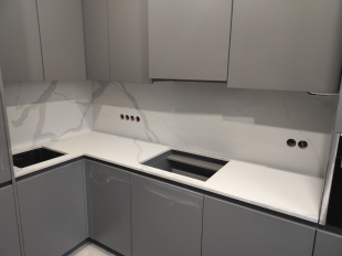 Столешница из кварцевого агломерата Smartquartz Statuario Classic