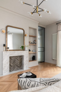 Камин из мрамора Волокас