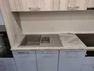 Столешница из гранита Ivory Fantasy