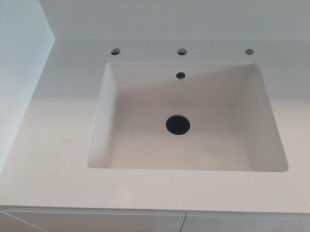 Столешница из кварцевого агломерата Technistone Crystal Nevada