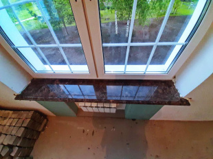 Подоконник  из мрамора Emperador Dark Extra