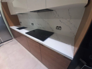 Столешница из кварцевого агломерата VICOSTONE Venatino BQ8660