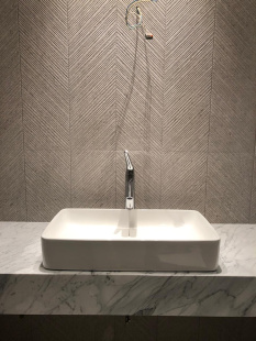 Столешница из мрамора Бианка Каррара