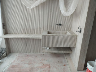 Стеновая панель из мрамора Силк Жоржет Бианко