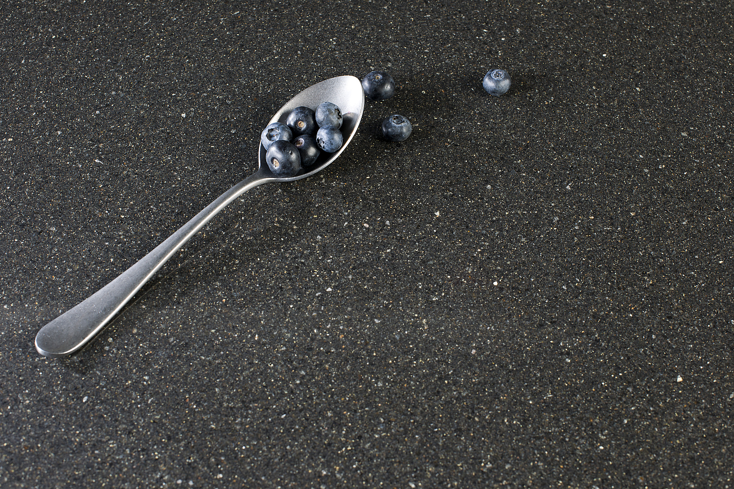 Волкано Блэк 8765 / Volcano Black 8765