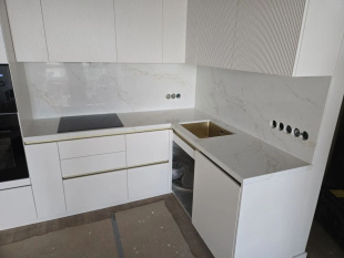 Столешница в кухню из кварца CANVAS REEF EtnaQuartz