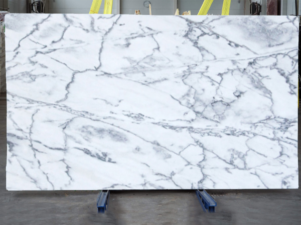 Калакатта Оптима / Calacatta Optima